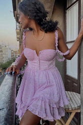 Robe d'été courte à volants superposés et imprimé floral - Lilas